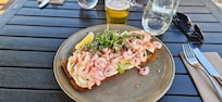 Sveriges nog mest generösa räkmacka.