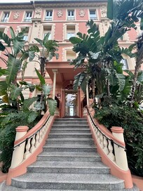 The hotel from the outside