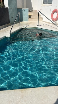 Prazer do meu neto curtindo a piscina