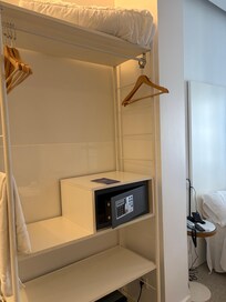 Buenos espacios, amplios y cómodos.