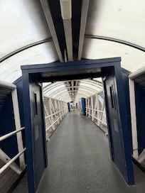 Hallway to Terminal 4
