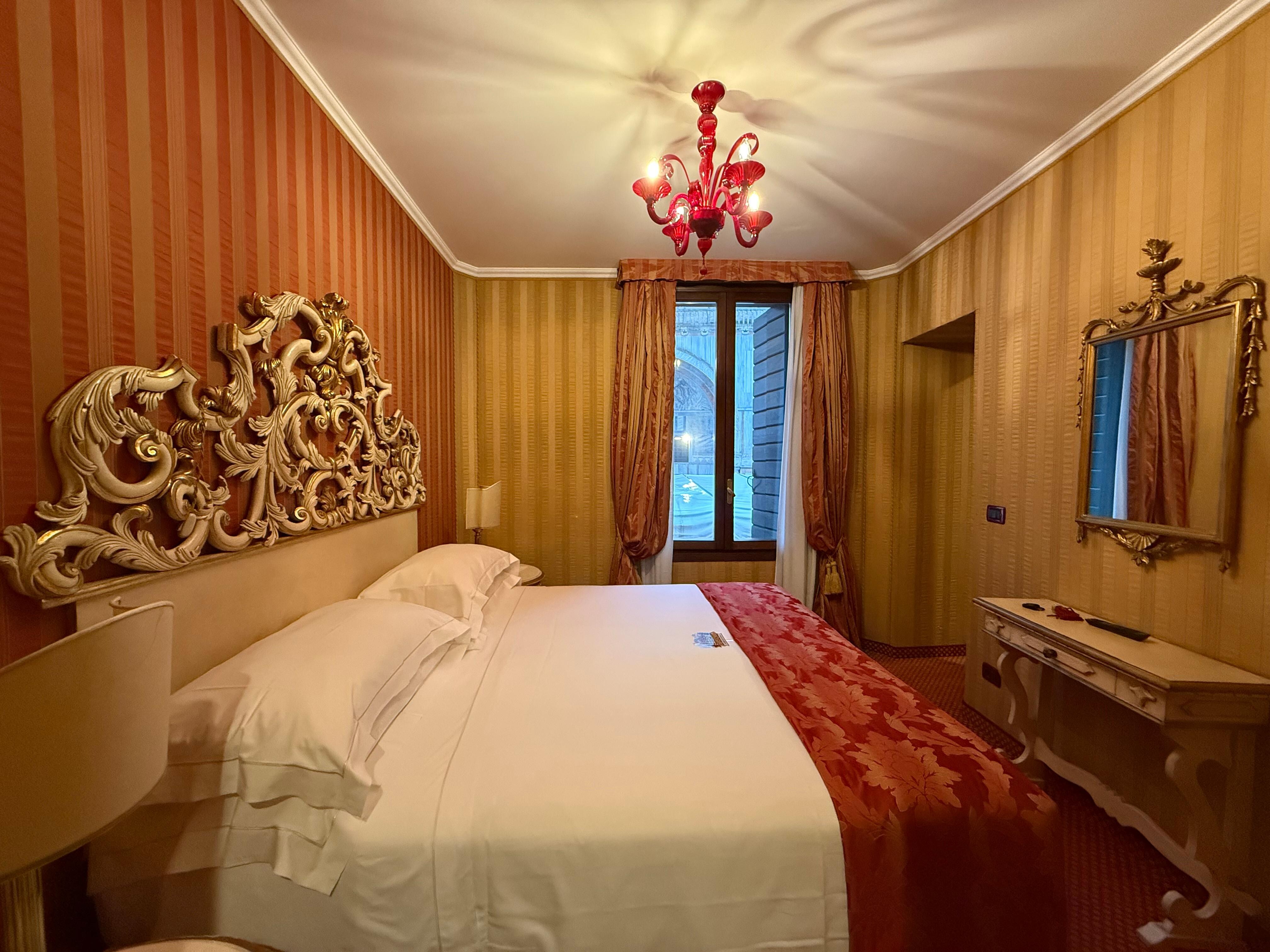 객실. 디자인이 좋았습니다.