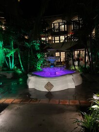 Fountain colors turn from red to white then blue. Patriotic and Fun. San Marcos HS colors are Red and Blue too. 😻