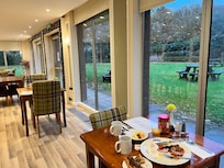 Breakfast with garden view