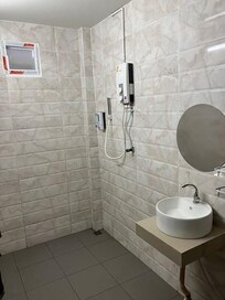 水廻りが広い 水圧が良好 清潔