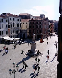Campo Santo Stefano depuis notre chambre