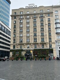 Hotel Indigo an IHG hotel entrance