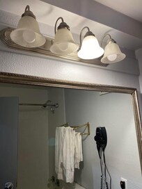 Only 1 light in the bathroom