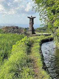 Walk to Tenganan village