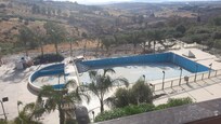 La piscine cassee