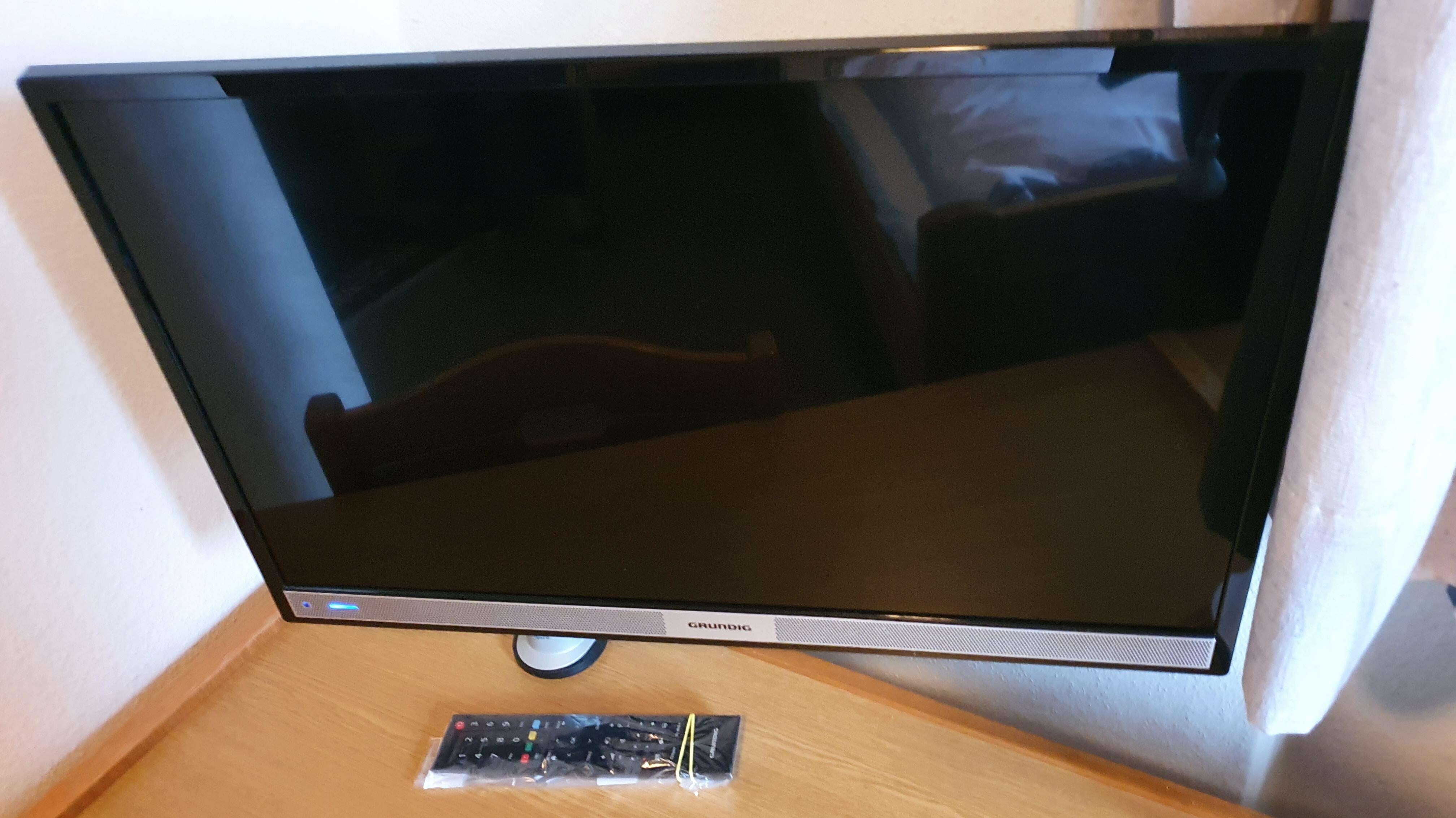 TV