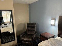 Best recliner. Please let me know where I can purchase.