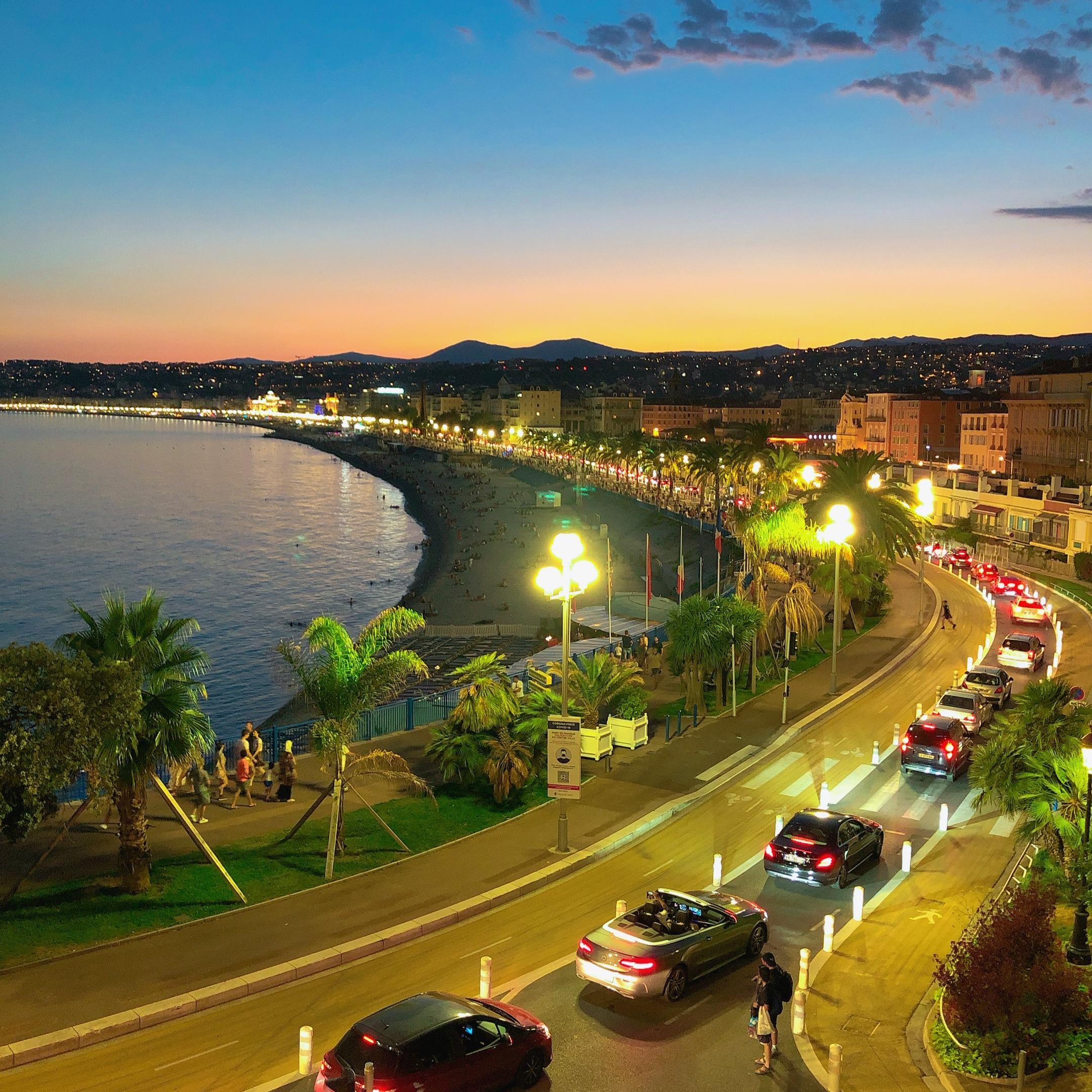 ホテルの窓からの眺め