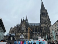 Kølnerdomen kort gåtur fra hotellet.
