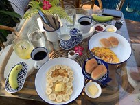 Multiple breakfast options