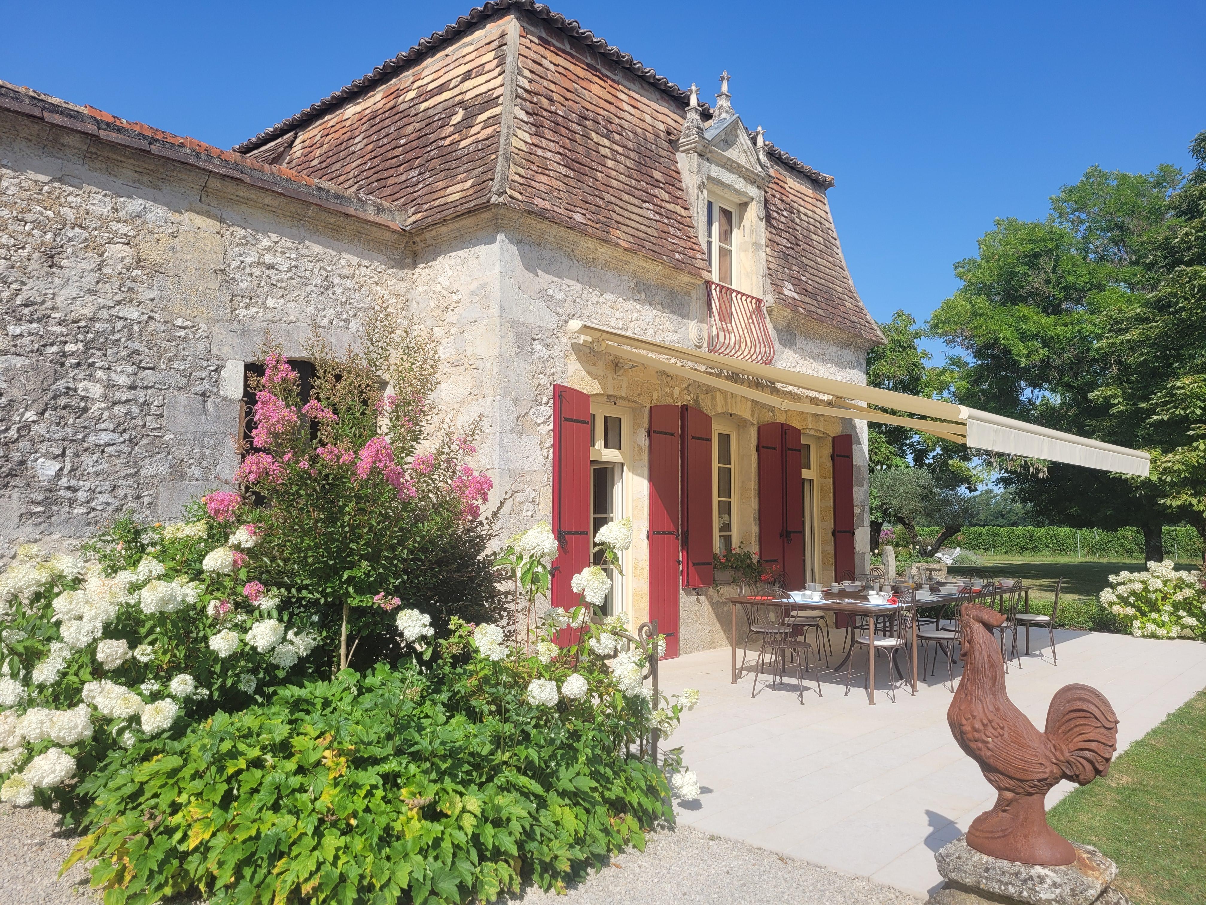 Main house & terrace