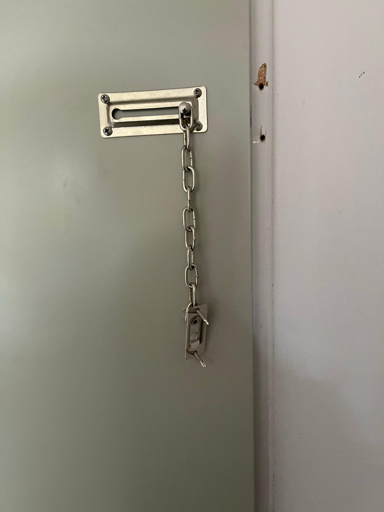 Broken door saftey chain