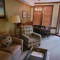 Bachelor suite