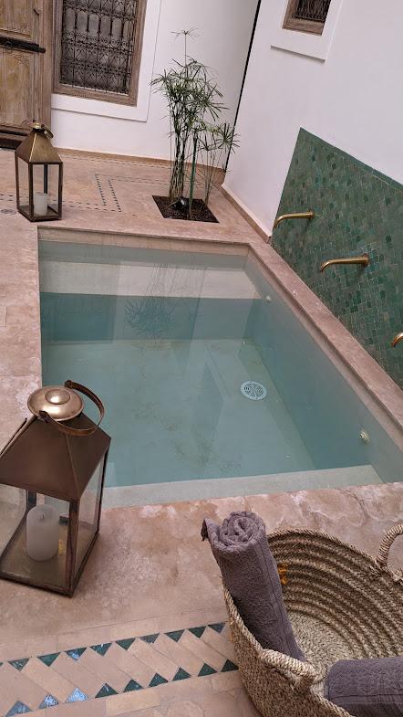 Riad pool