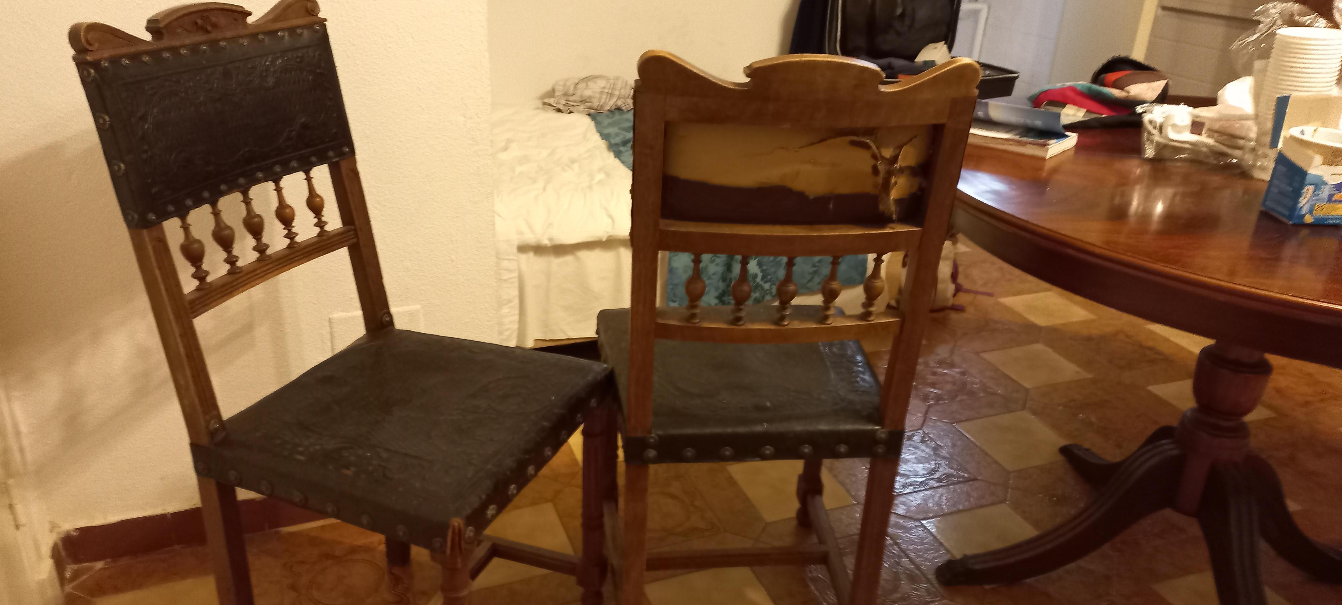 les chaises de la chambre