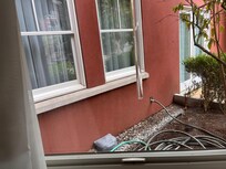 Vue de la chambre sur cour intérieure …