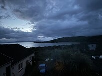 Udsigten fra værelset, aften.