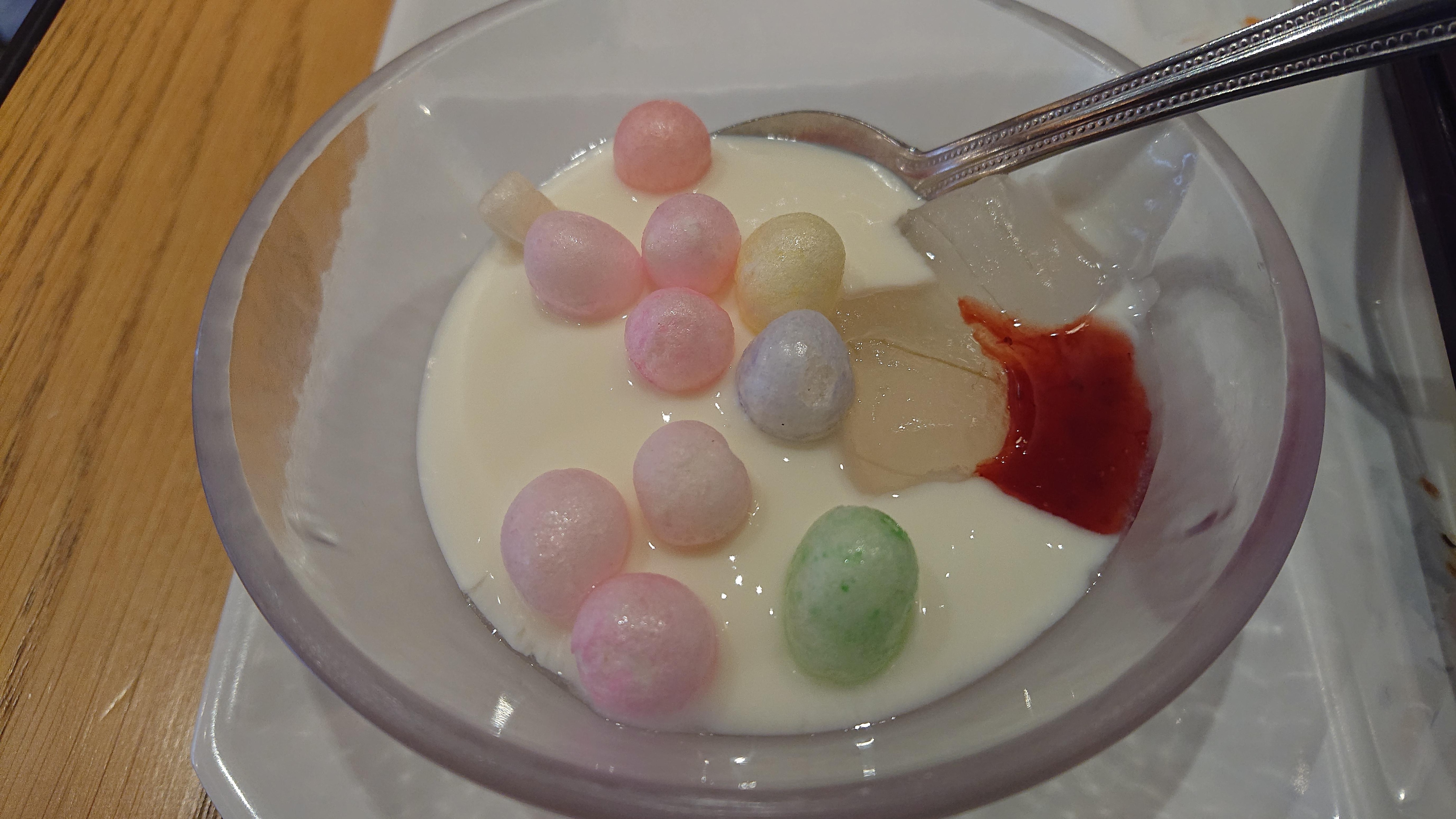 朝食のヨーグルトに｢おいり」を追加