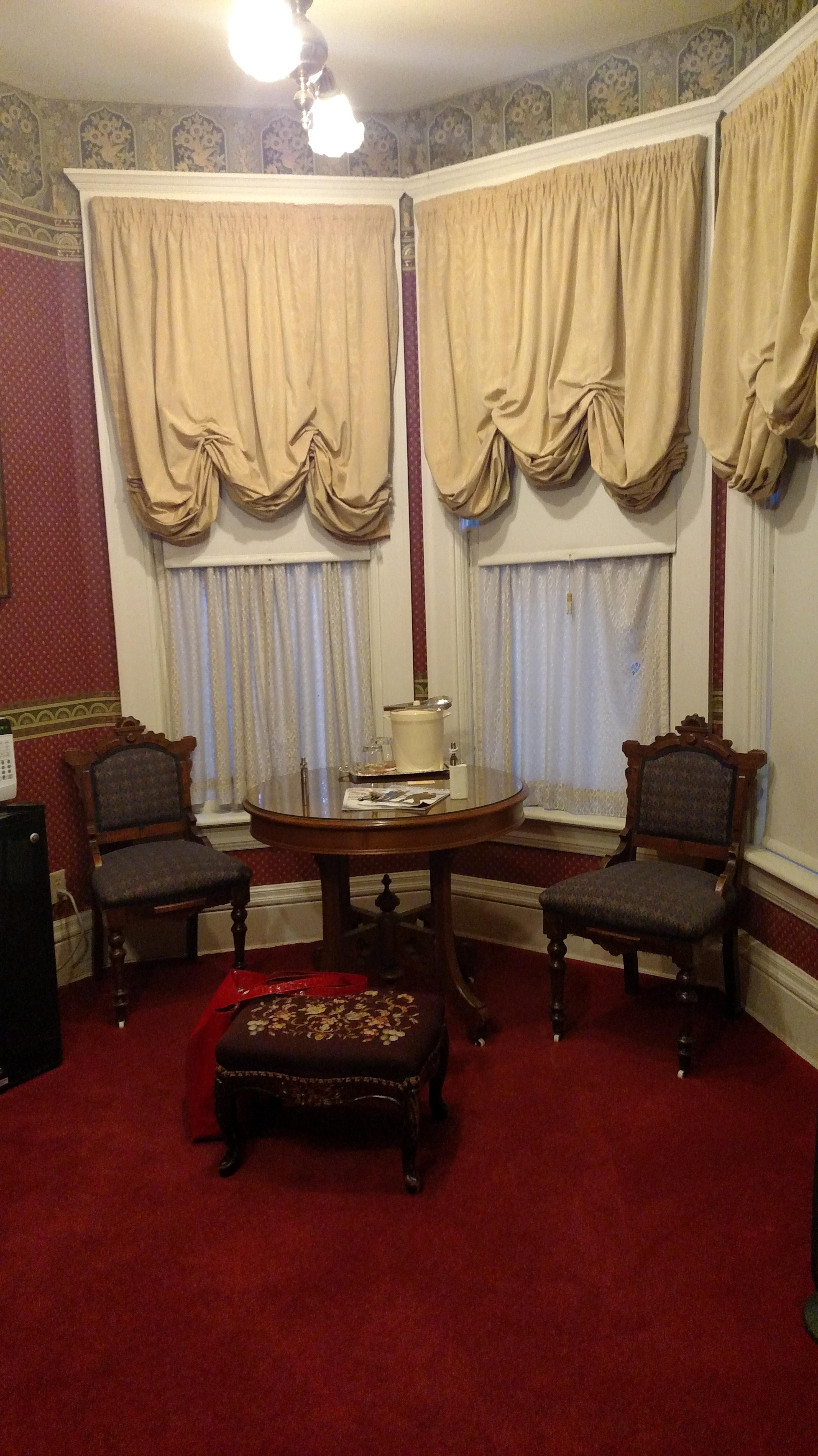 The charming corner table.