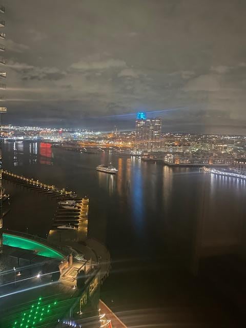 Corner Room View