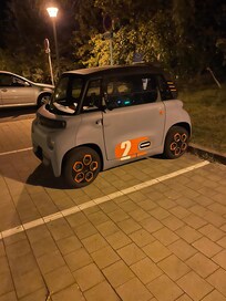 El bil opladning til el bilet