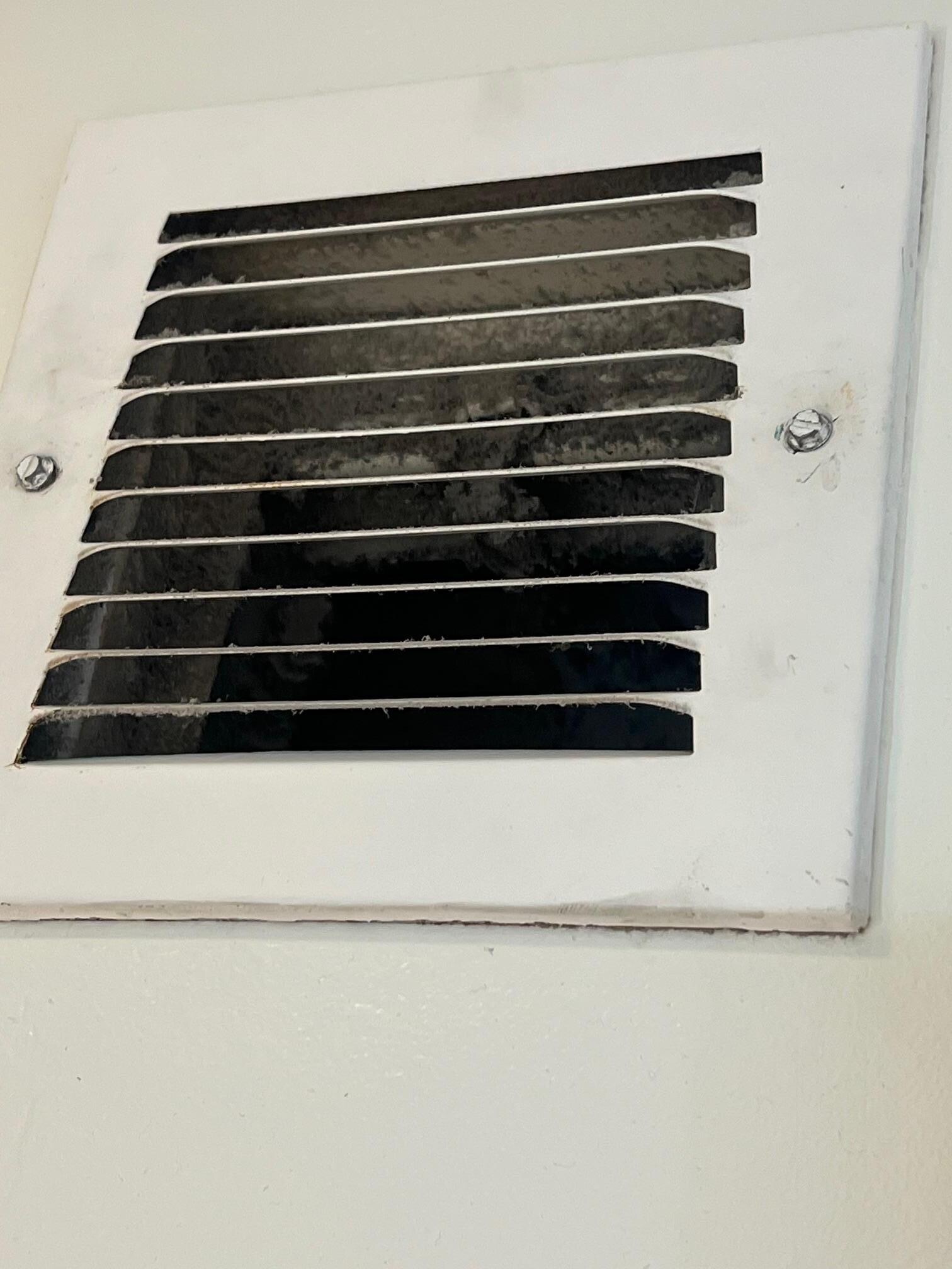 Air vent in the bathroom