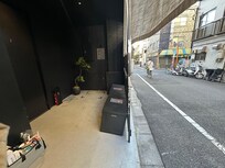 Our room and it’s about 4 steps away from the public street