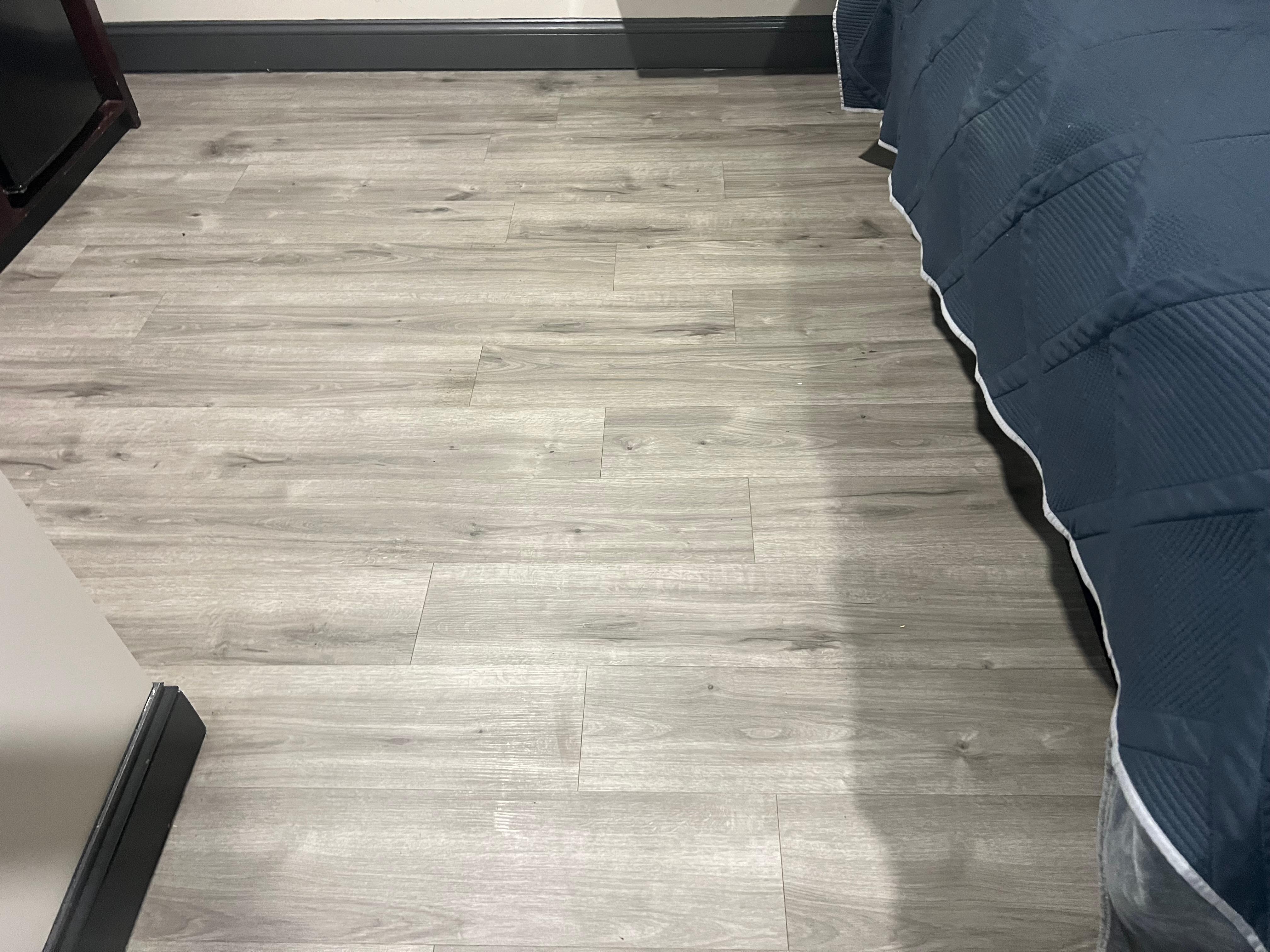 Stains on the floor when walking your feet stick to the floor
