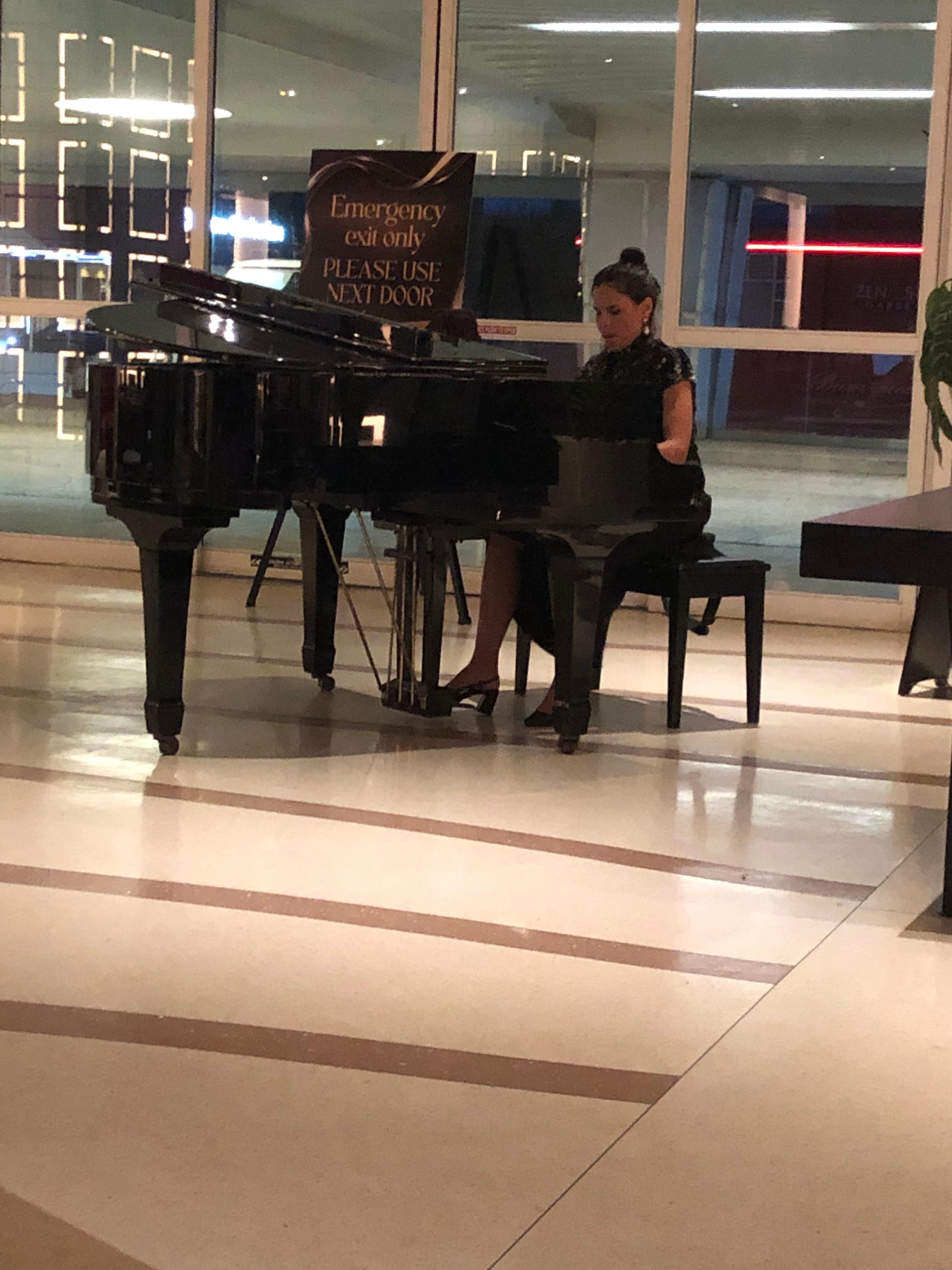 Piano Player Entertainment at Hotel Bar