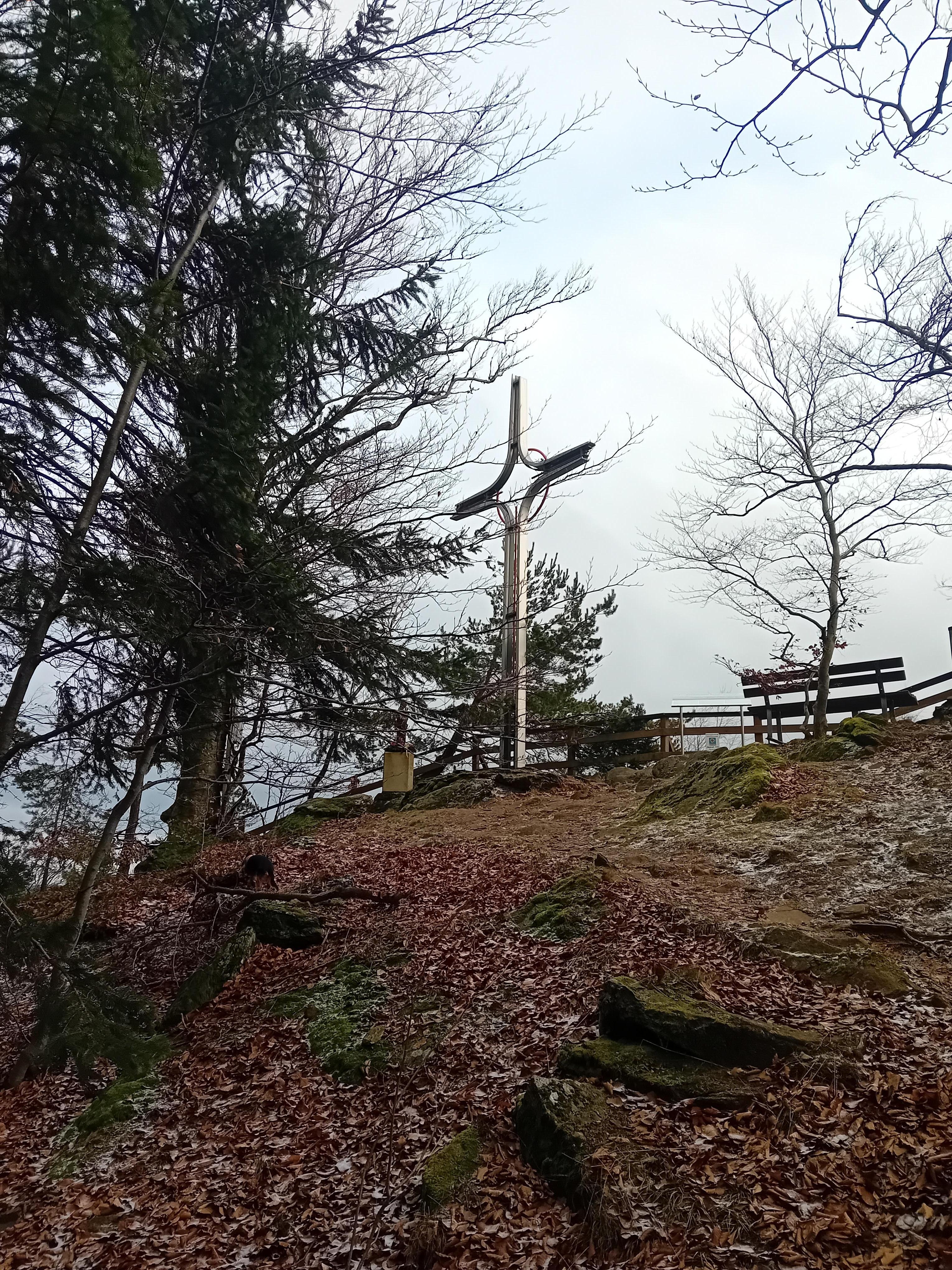 Wanderweg zum Kreuz 