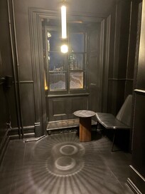 Petit salon à l’étage (aire commune )