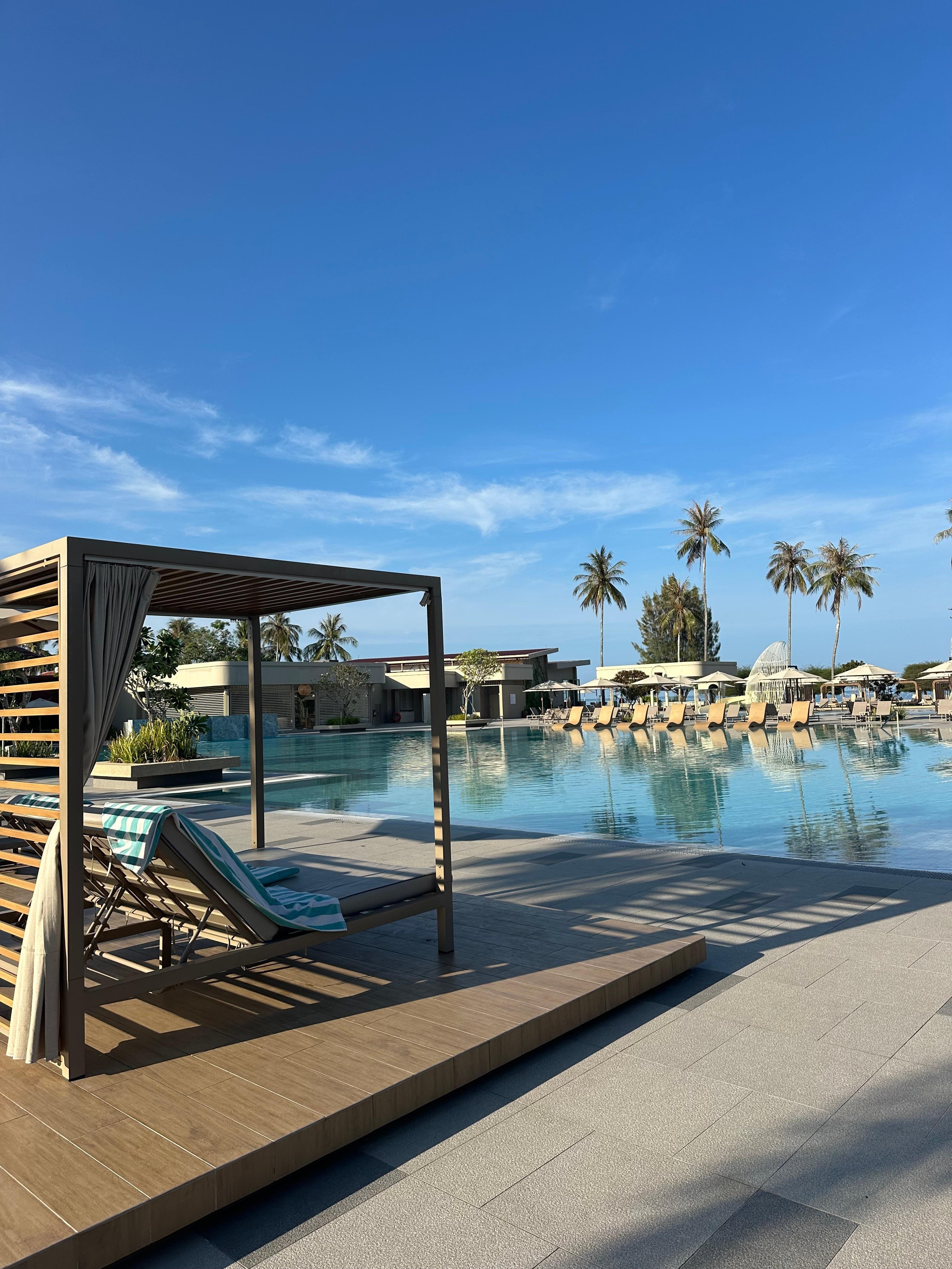 Main pool with children’s area