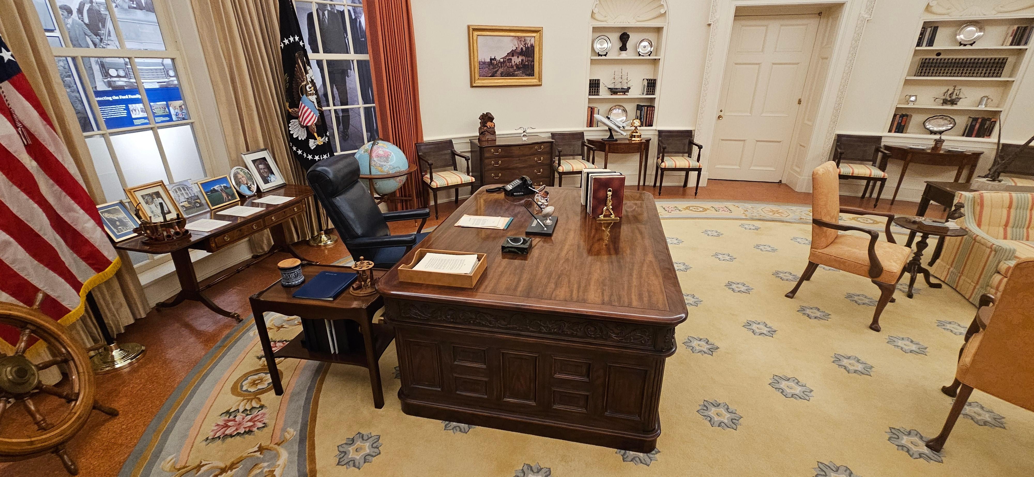 Replica of the Oval Office at the President Ford Museum