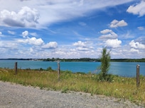 Die Umgebung lädt zum Spazierengehen und Fahrradfahren ein.