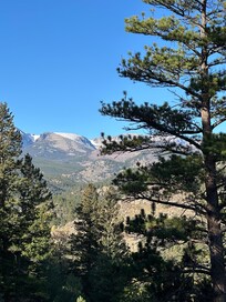 7 benches hike