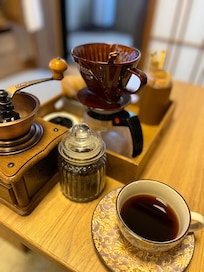朝からお部屋で豆を挽く音と珈琲の香りが最高
