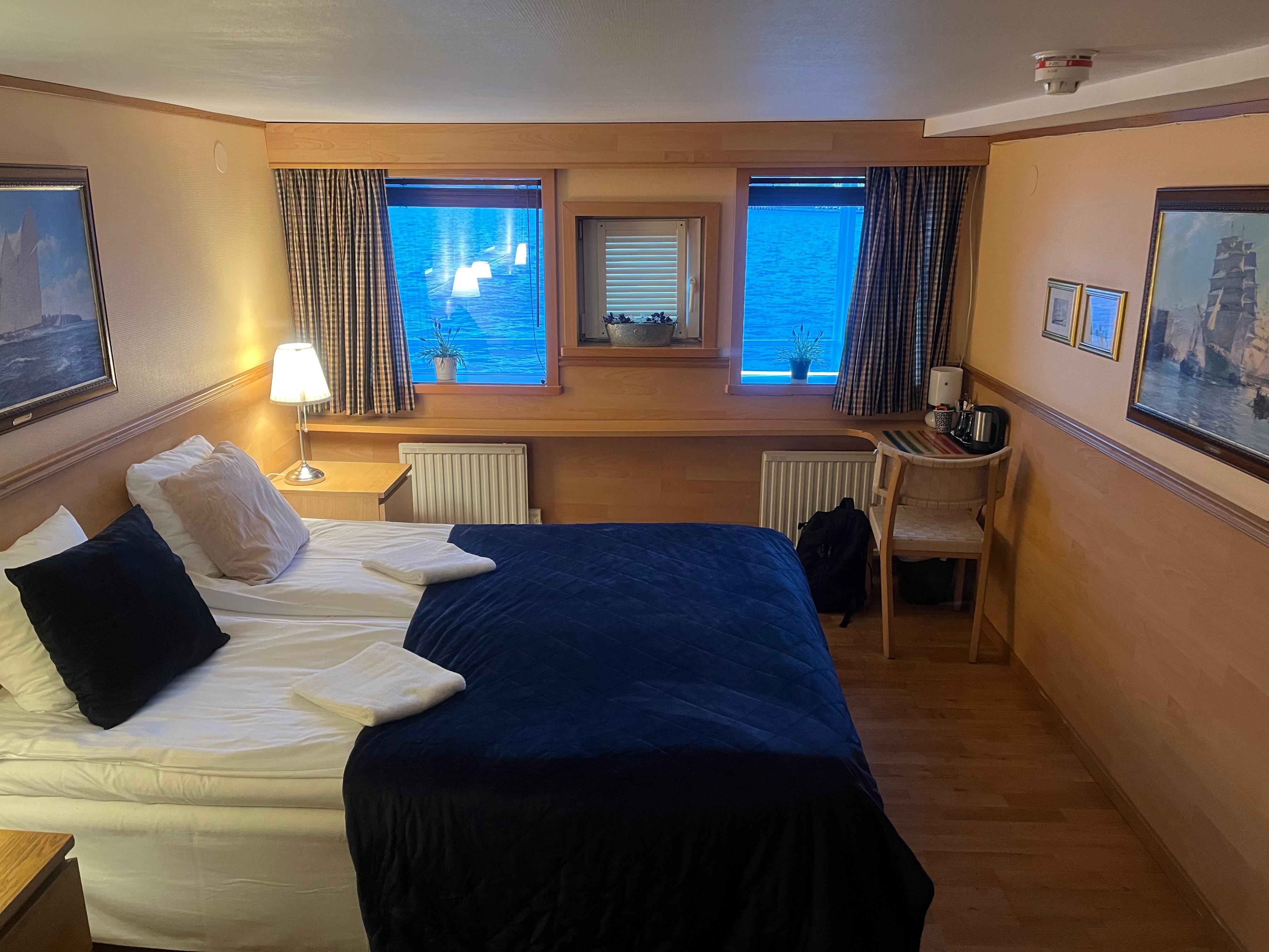 Admirals cabin