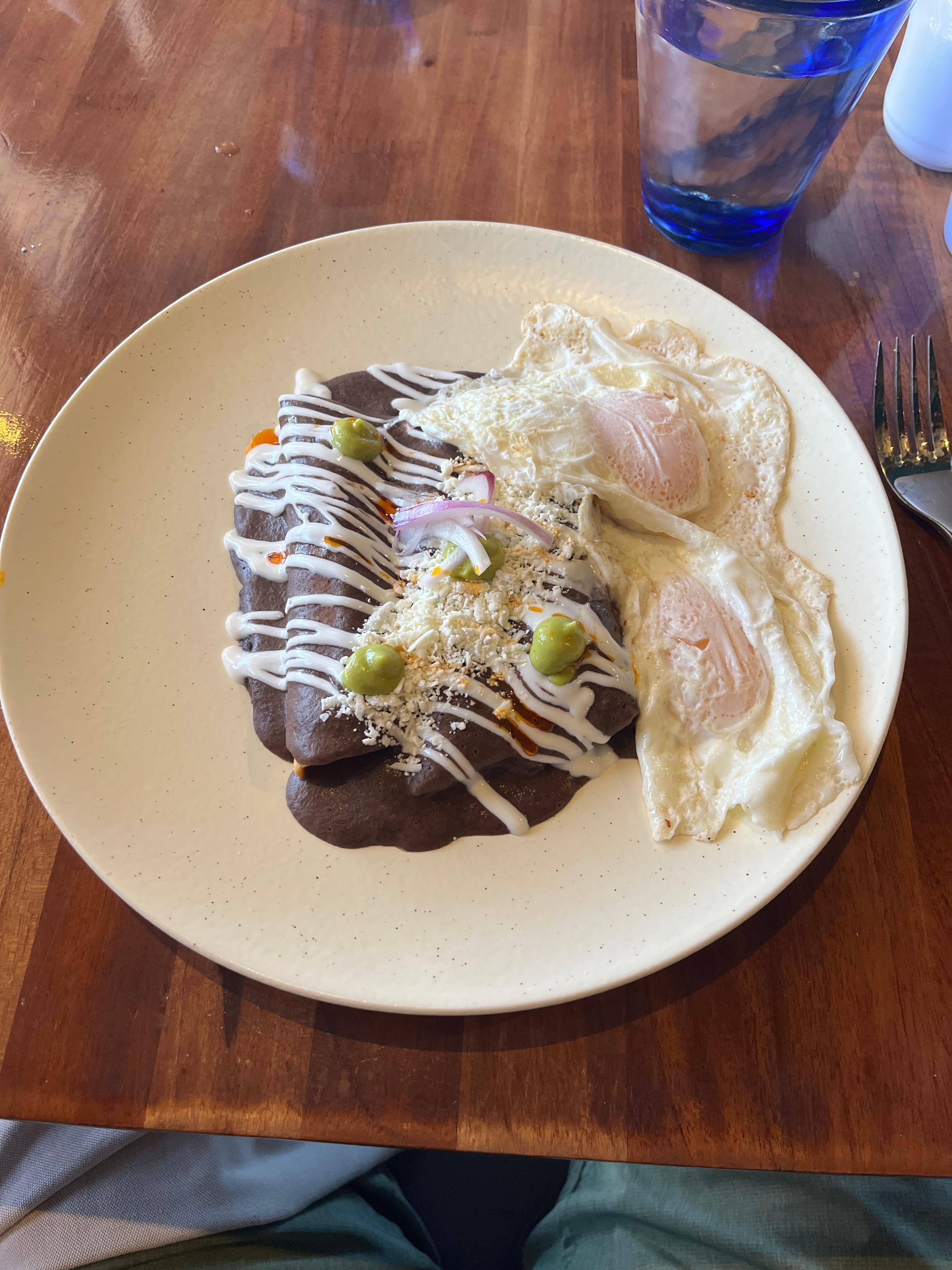 Los Gallos was my favorite place to eat.