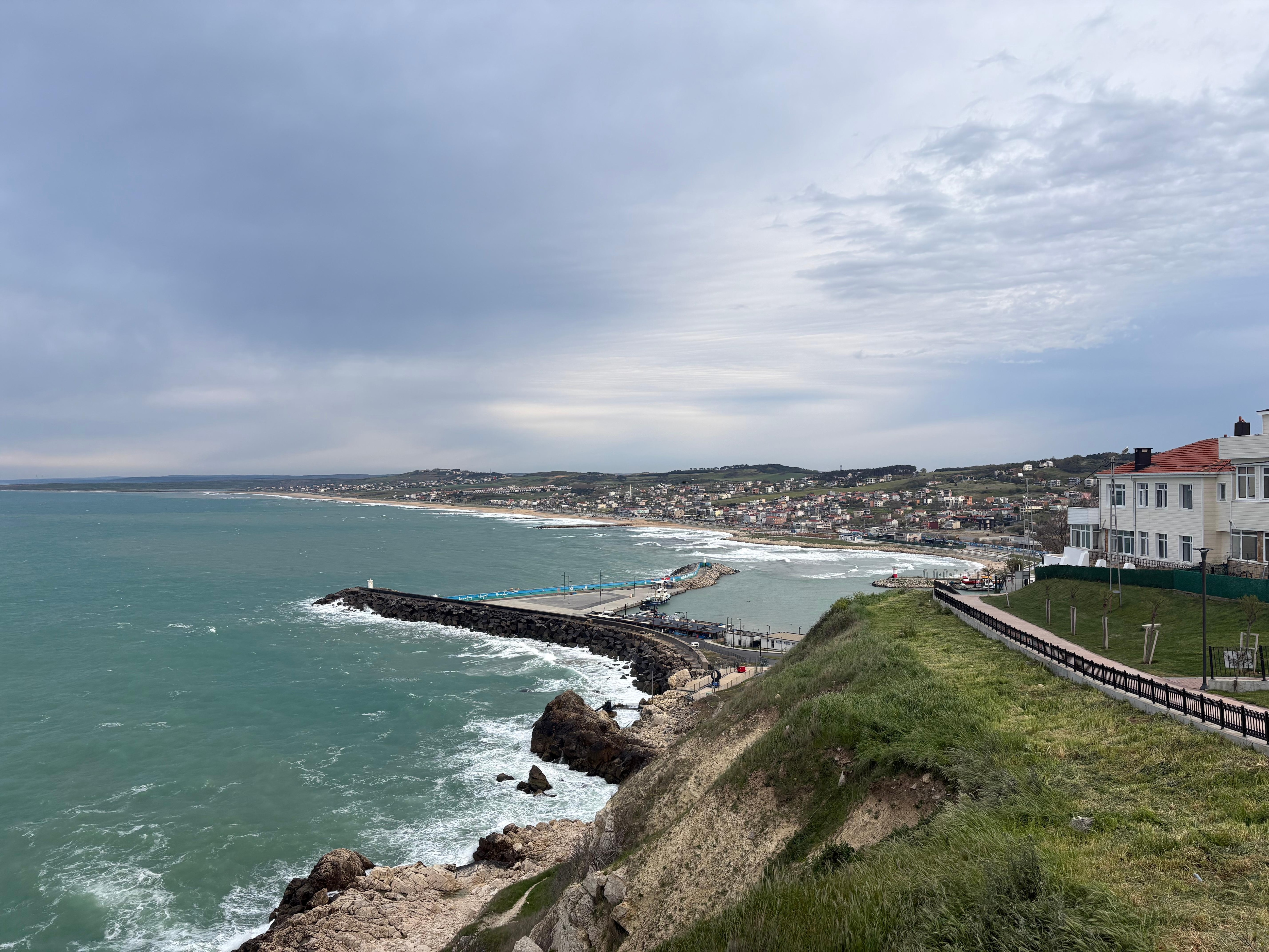 Nice sea side village. About 45 min drive into the city or first metro station.