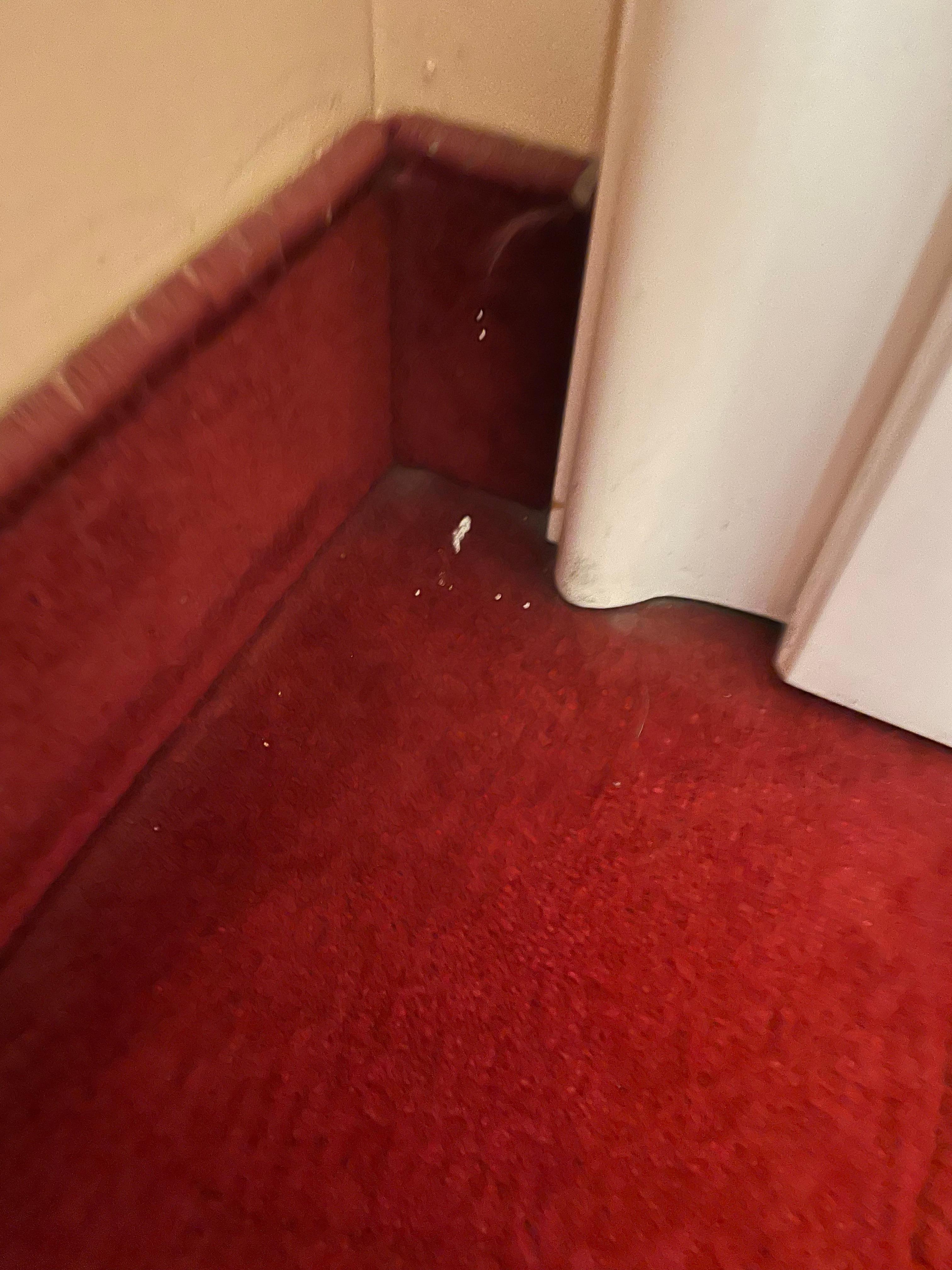 Rooms not hoovered properly