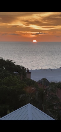 Sunset on Marco Ocean Resort