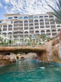 The lazy river!