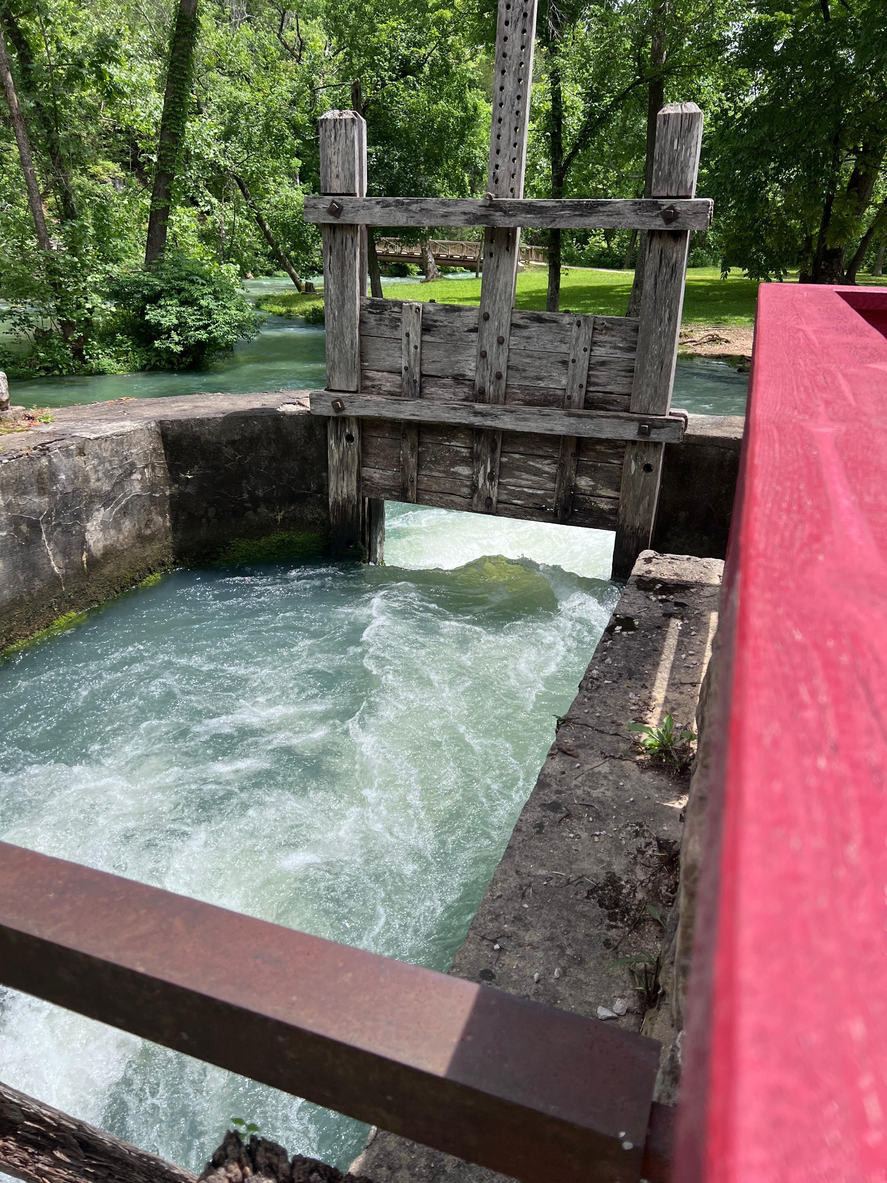 Alley Springs Mill