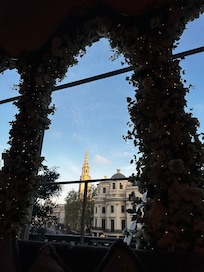 Breakfast dining room views