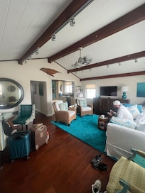 Adorable and comfortable apartment stay